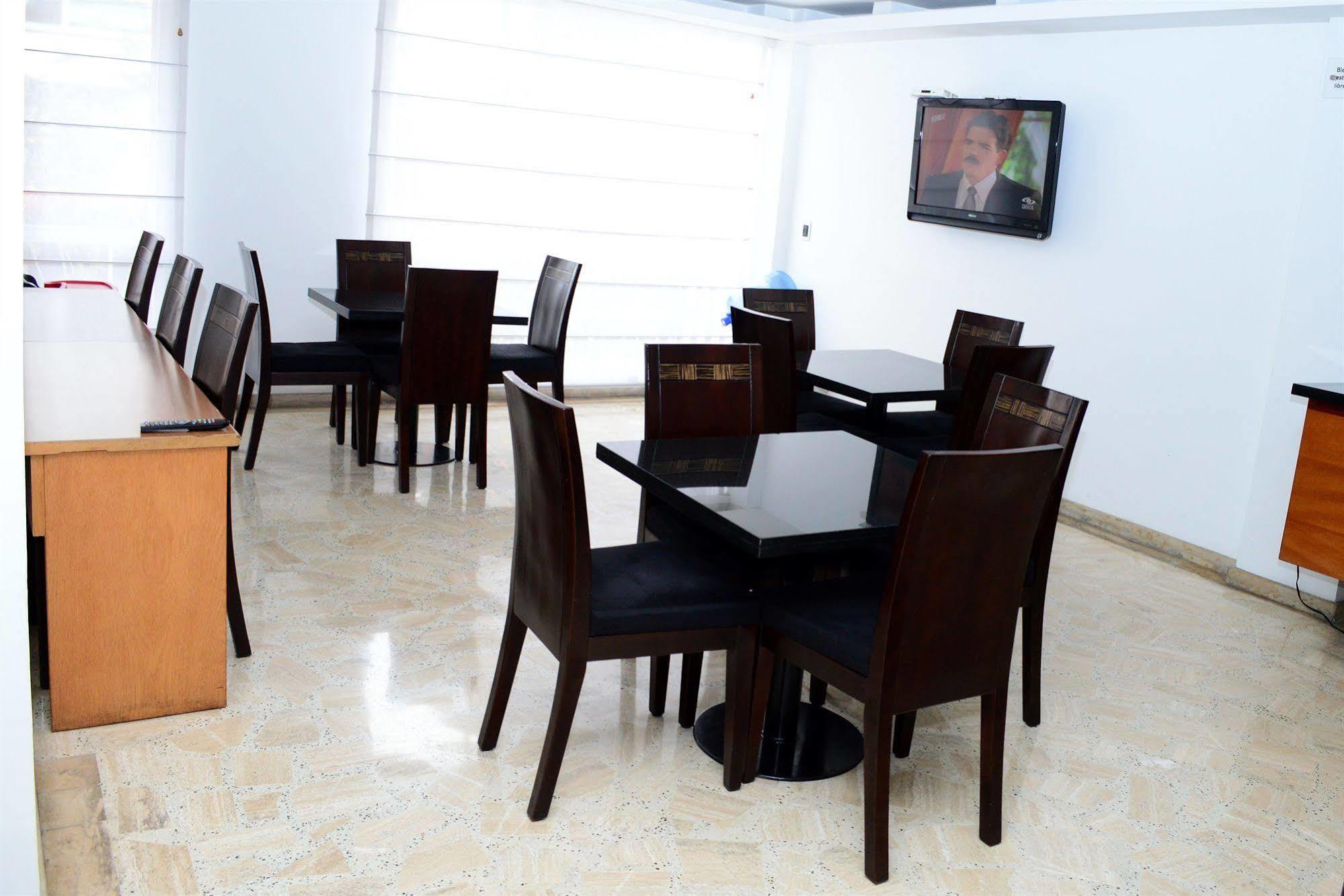Prisma Suites Chico 94 Bogota Ngoại thất bức ảnh